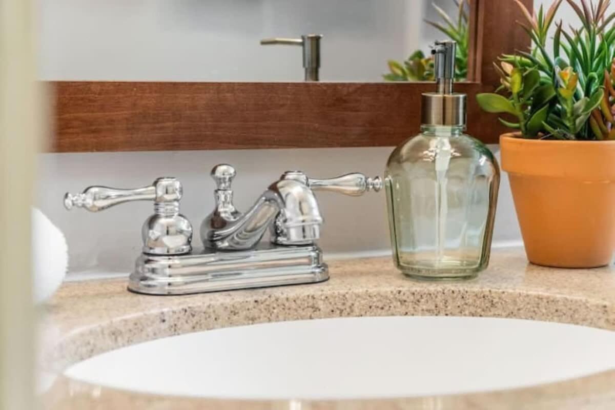 Apartamento The Campbell Carriage House Clarksville Exterior foto