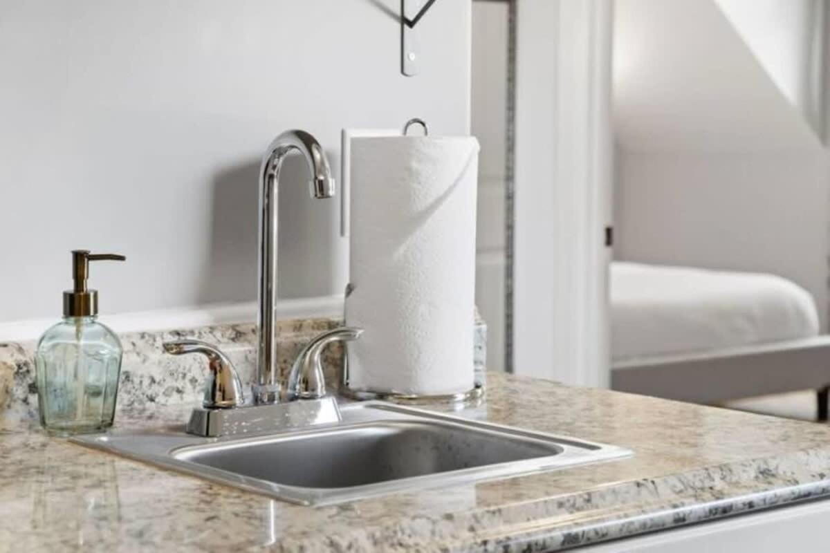 Apartamento The Campbell Carriage House Clarksville Exterior foto